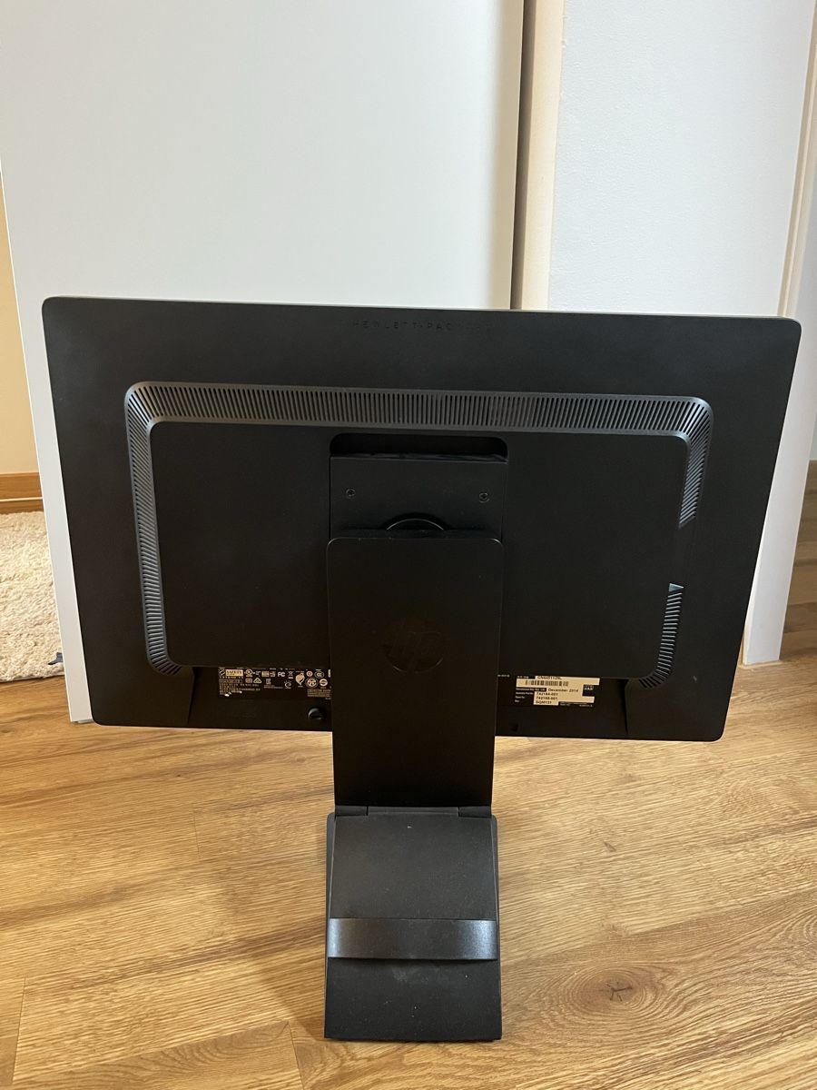 Monitor: HP Bildschirm – Usato da Schönenberg TG venduto da seraaina 2