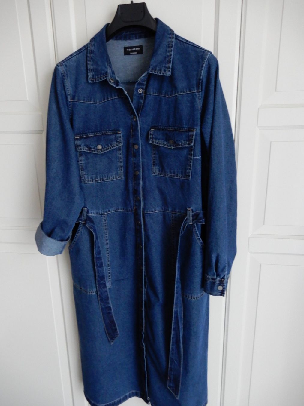 Gonne: Jeansrock Grösse 44, blau – Usato da Burgdorf venduto da Liss