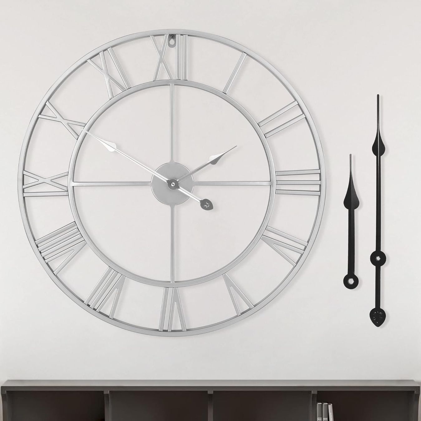 Orologi da terra & Orologi da parete: Wanduhr mit Römischen Ziffern, 60cm – Nuovo e nell'imballaggio originale da Nuglar venduto da SaleRitter 1