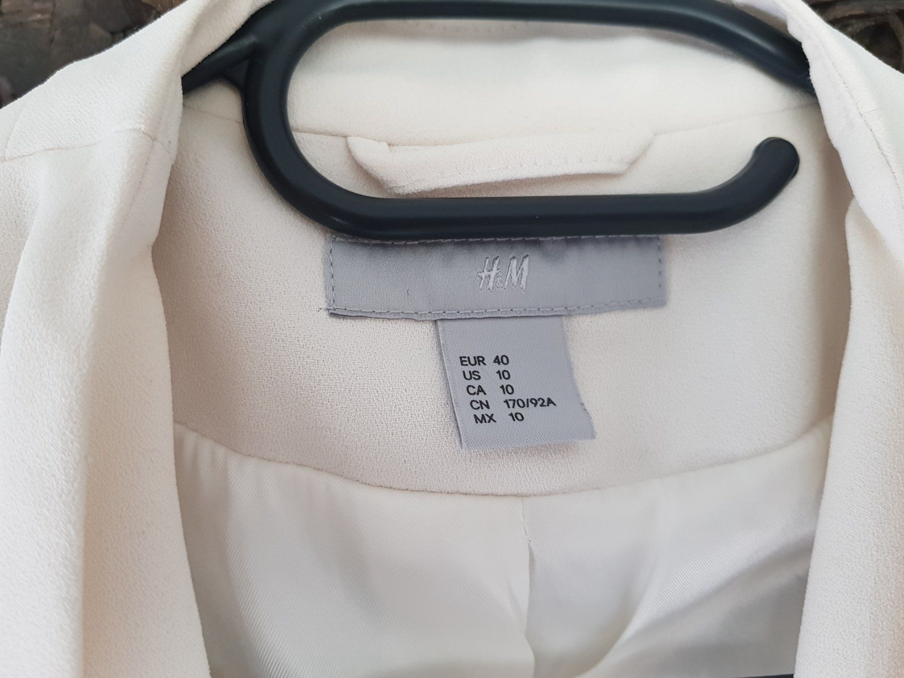 H&M Jacken: DAMENBLAZER H&M – Gebraucht aus Root von LifestyleAccessoires 3