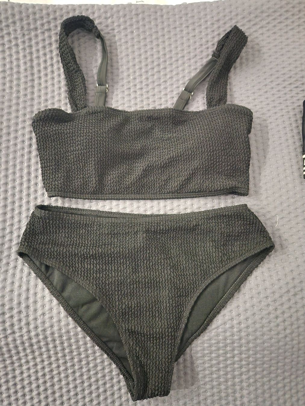 Badekleider & Bikinis: Bikinis Damen Grösse M – Neu (gemäss Beschreibung) aus Oftringen von Leleni 1