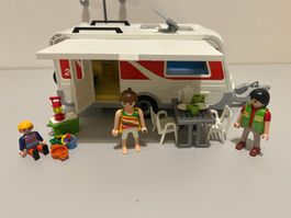 PLAYMOBIL 4854 Familien-Wohnwagen mit Figuren & Zubehör