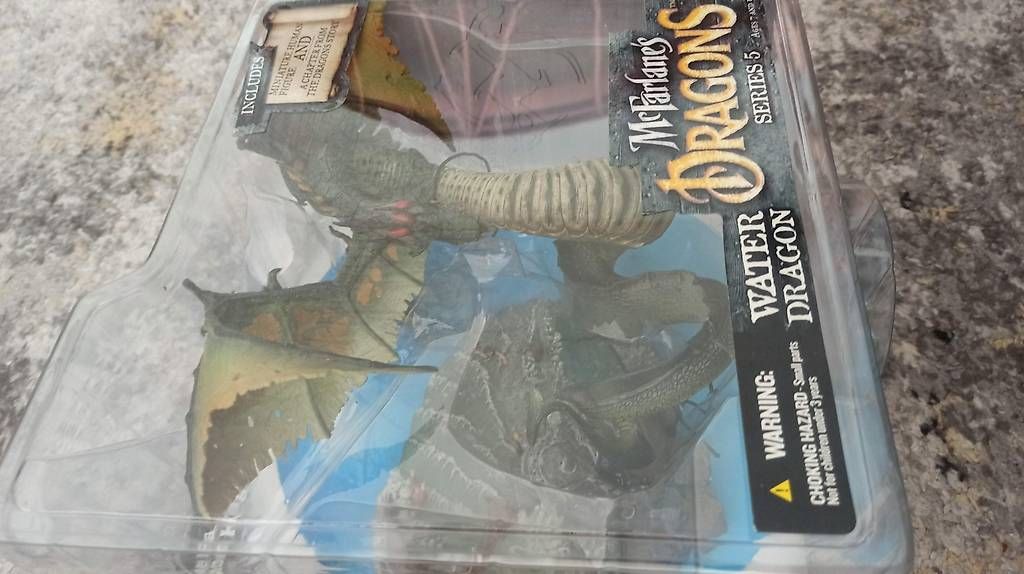 Statuette: McFarlane's Dragons Series 5 water dragon – Usato da Cureglia venduto da ale_2ccb 2