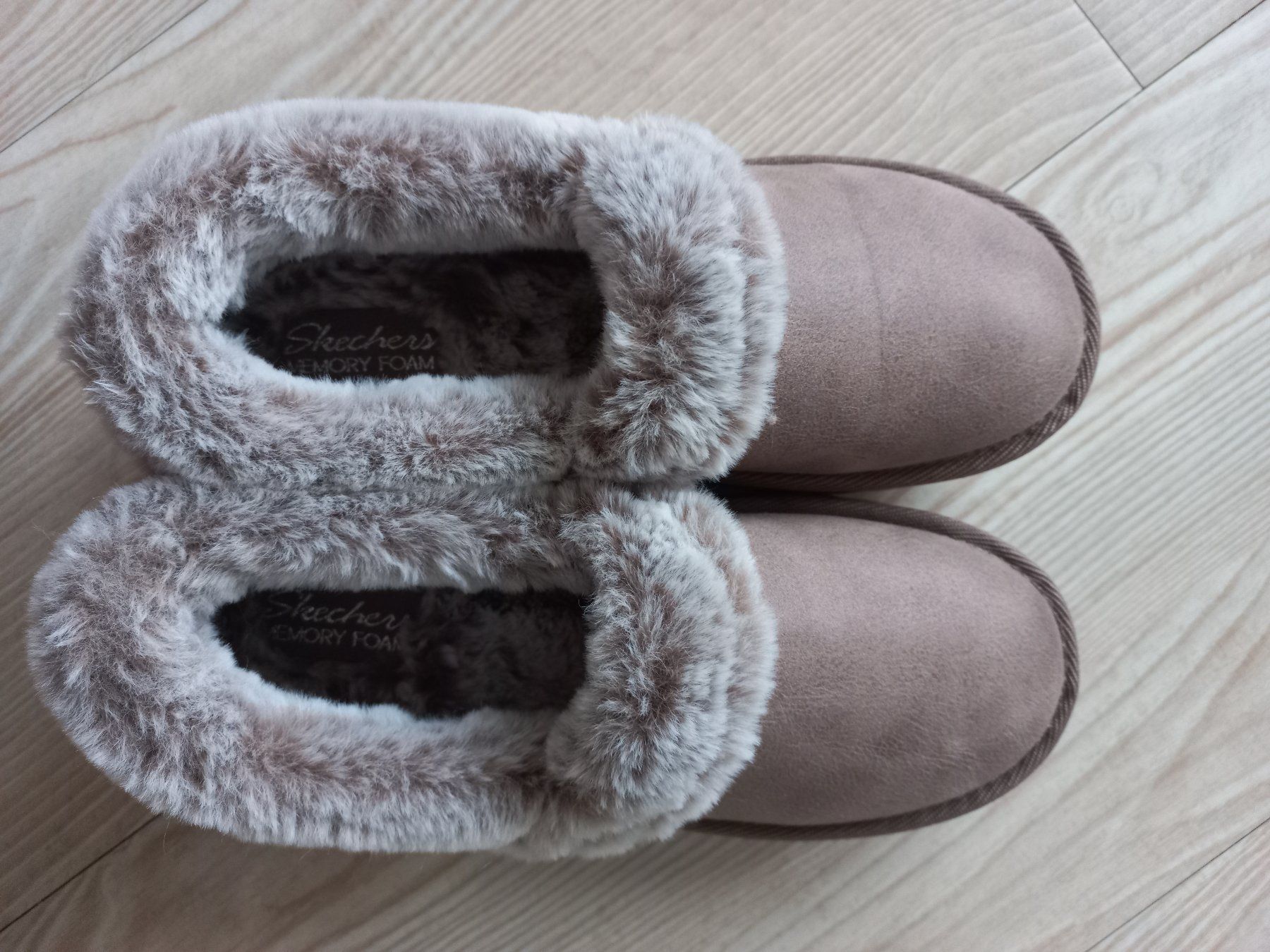 Skechers Scarpe da donna: Skechers Cozy Up – Nuovo (secondo la descrizione) da Châtelaine venduto da ing_mb6r 5