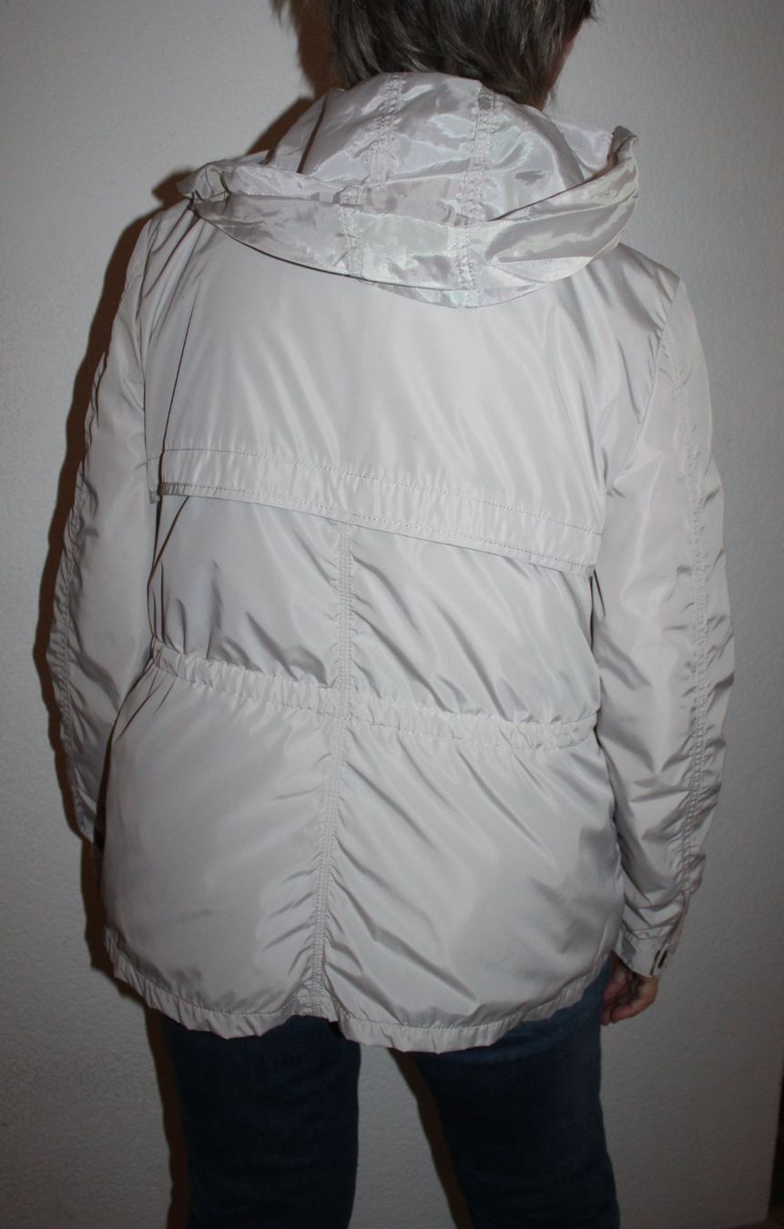 C&A Giacche: Damen Übergangsjacke helles beige, Gr. 40 – Usato da Weggis venduto da daisyflower 3