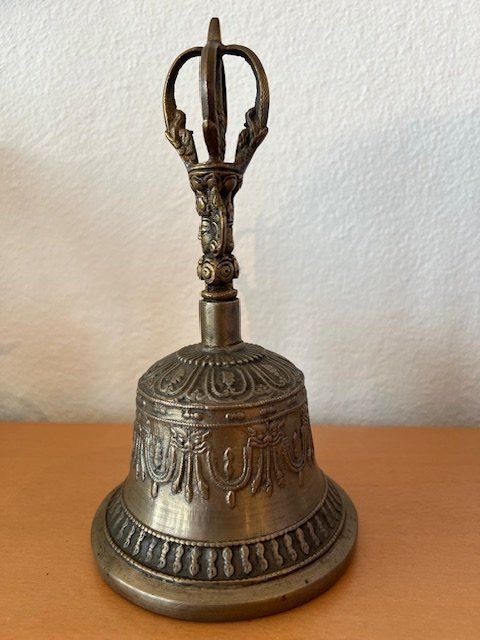 Glocken & Treicheln: Tibetische Meditations Glocke – Gebraucht aus Grüningen von magica12 1