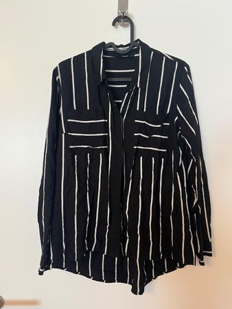 ONLY Bluse, Gr. 36, Schwarz/Weiss gestreift, 100% Viskose