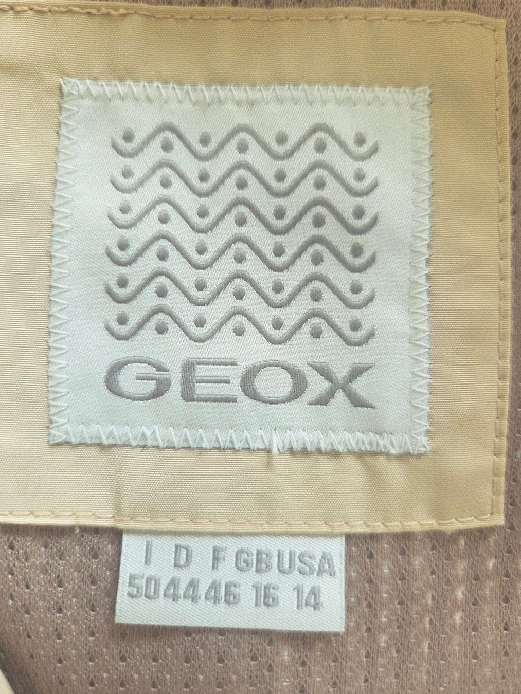Geox Vestes: Jacke von GEOX – D'occasion à Oberrieden par Smart570 5