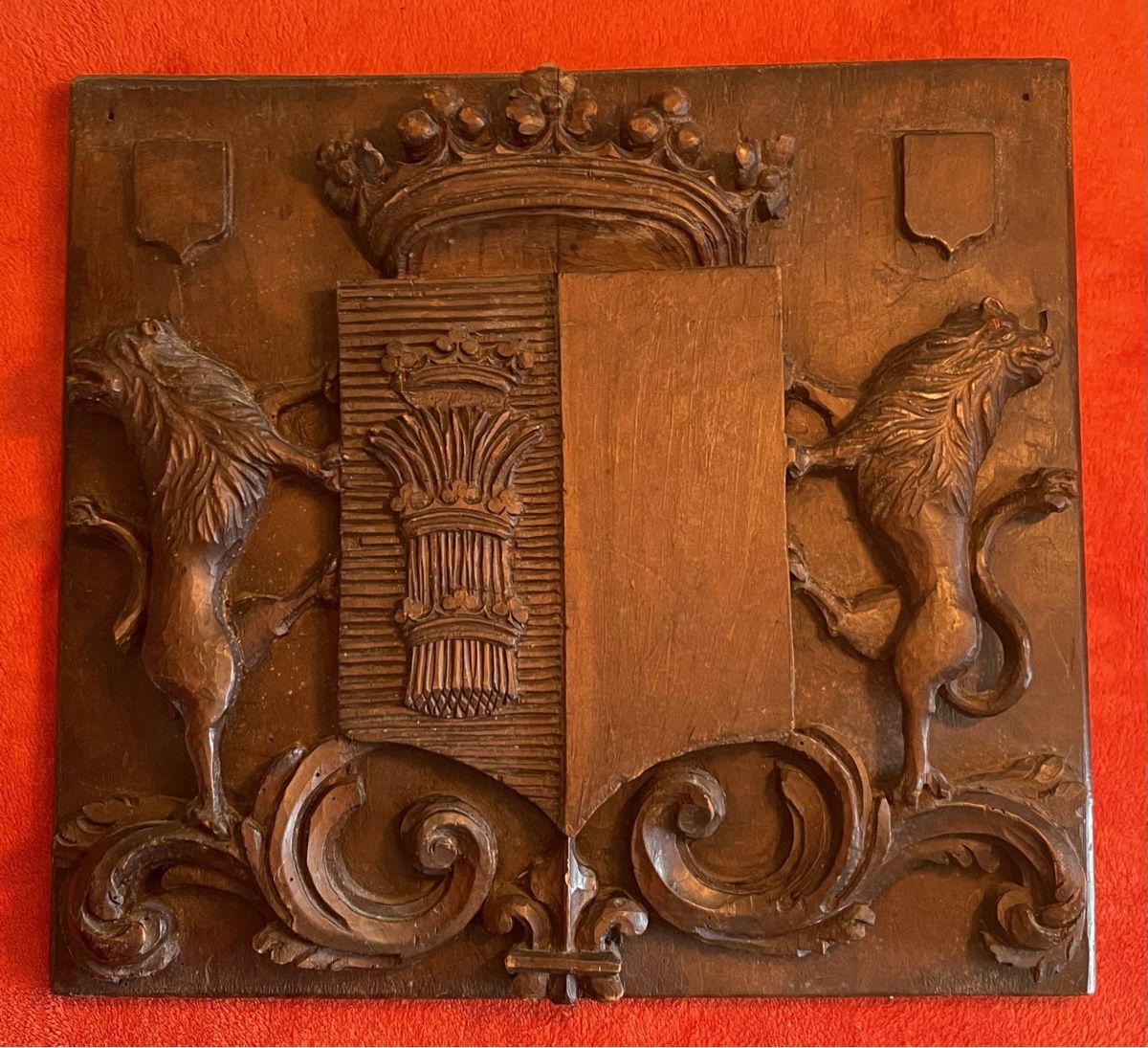 Articoli in legno: Relief antik – Usato da Rorschacherberg venduto da farmer61