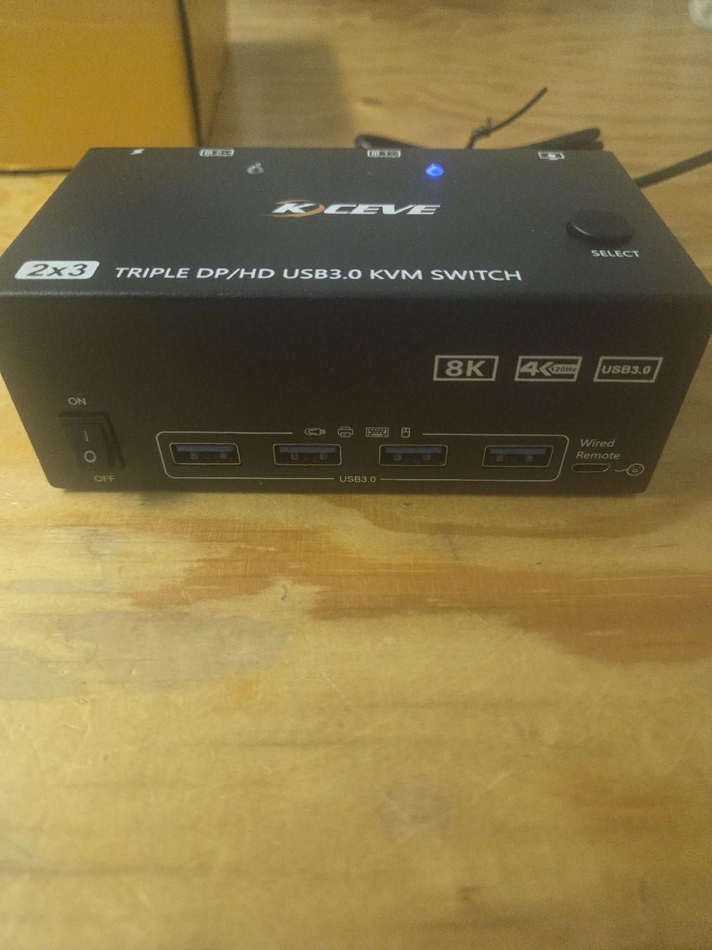 Unità & Adattatore: Kceve 2x3 Triple DP/HD USB3.0 KVM Switch neu – Nuovo (secondo la descrizione) da Allschwil venduto da Zora_26 1