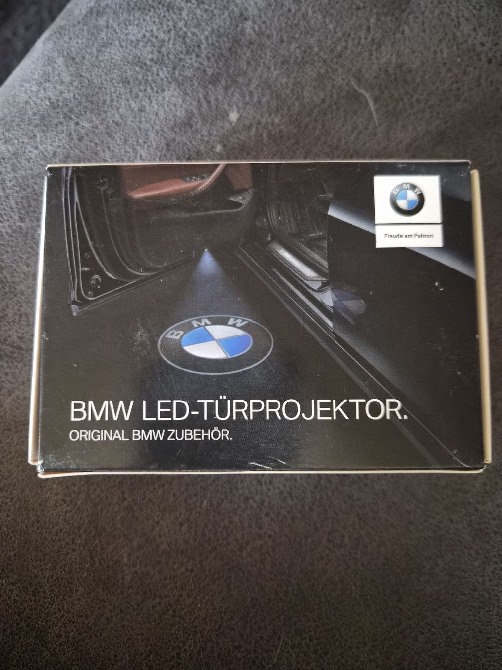 BMW Alle Ersatzteile: BMW LED Türprojektor Logo – Gebraucht aus Seewen SZ von ira_bsq5