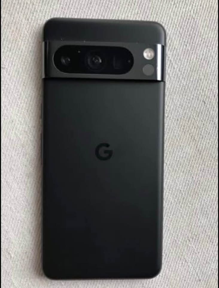 Google Telefoni cellulari / Smartphones: Google Pixel 8 Pro 5G, 256GB, Obsidian – Usato da Ostermundigen venduto da blarn90