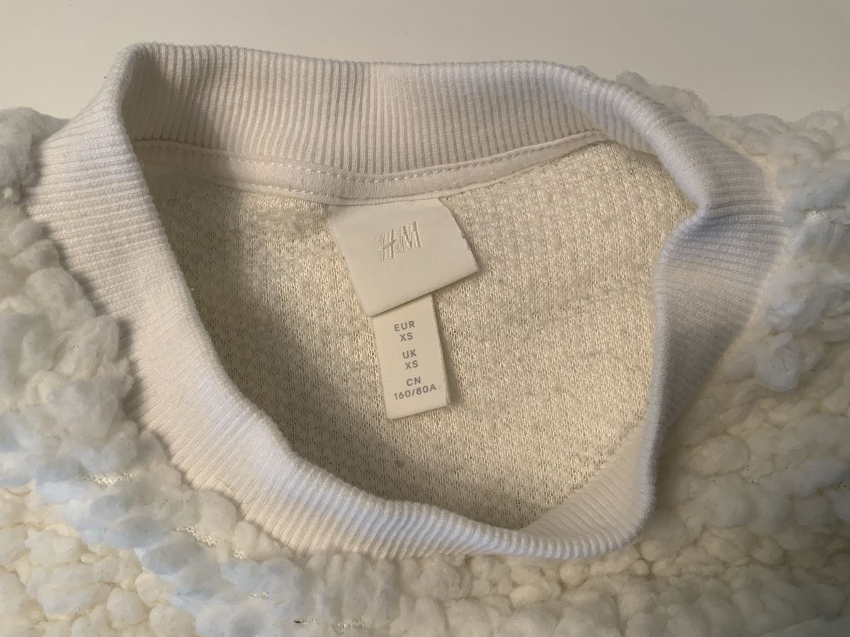 H&M Pullover & Sweatshirts: Pullover, H&M, EUR XS, sehr KUSCHLIG! – Gebraucht aus Stäfa von sit_6wzd 2