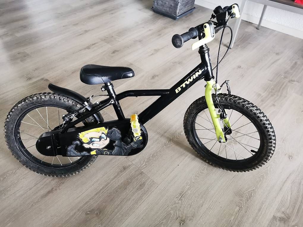Biciclette: Btwin 16 pouces noir 4-6 ans  – Usato da Prilly venduto da Tidusa
