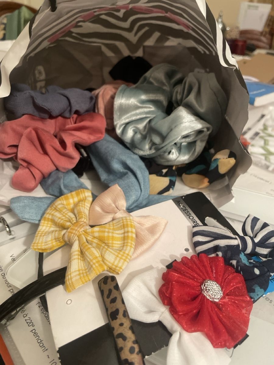 Accessori per capelli: 6 – Usato da Lausanne venduto da log_rrq7