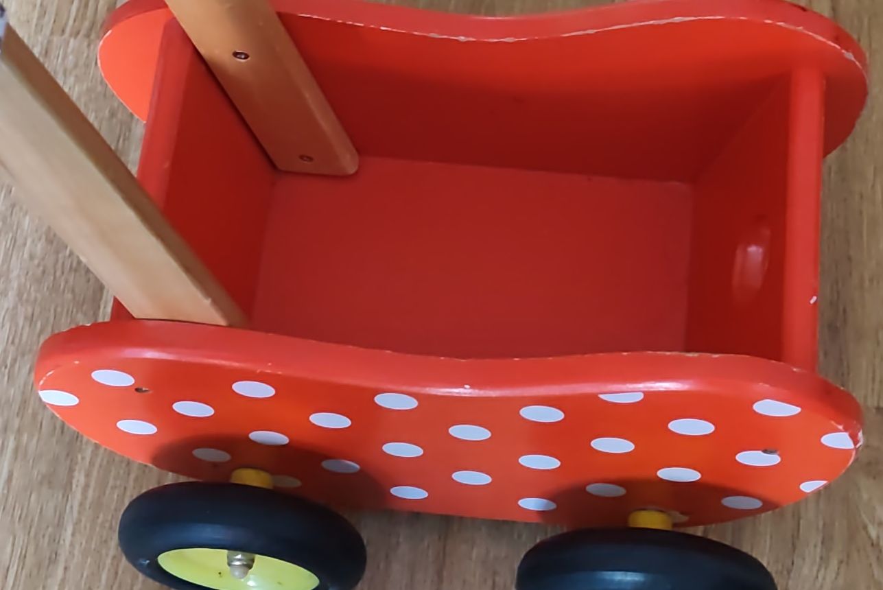 Carrozzine: Holz Kinderwagen rot mit Punkten – Usato da Bern venduto da mejito