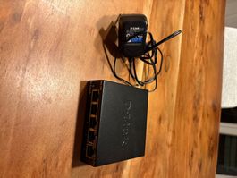 D-Link DGS-105 Gigabit Switch 5 Ports mit Netzteil
