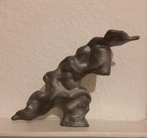 Gusseisen Skulptur signiert