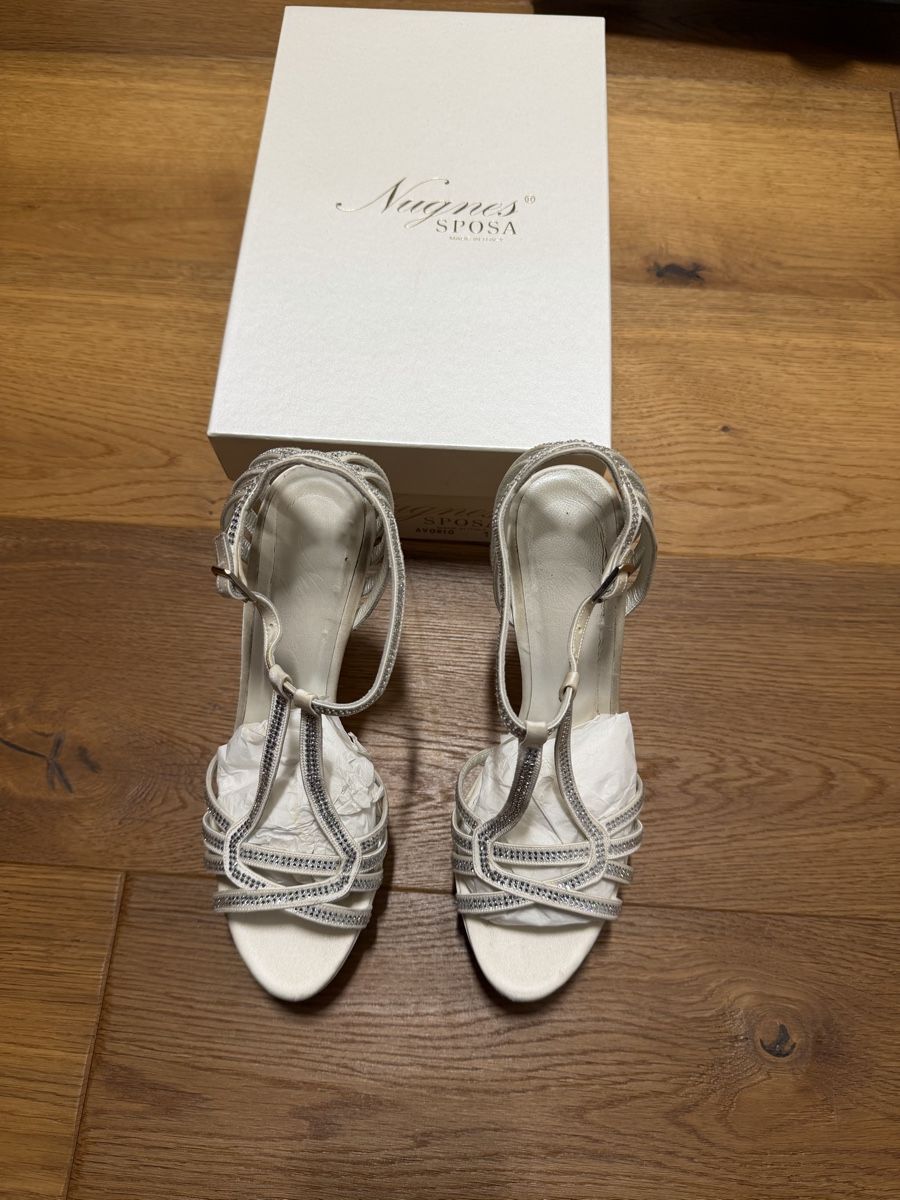 Scarpe da donna: Brautsandalen – Usato da Wädenswil venduto da orgalg