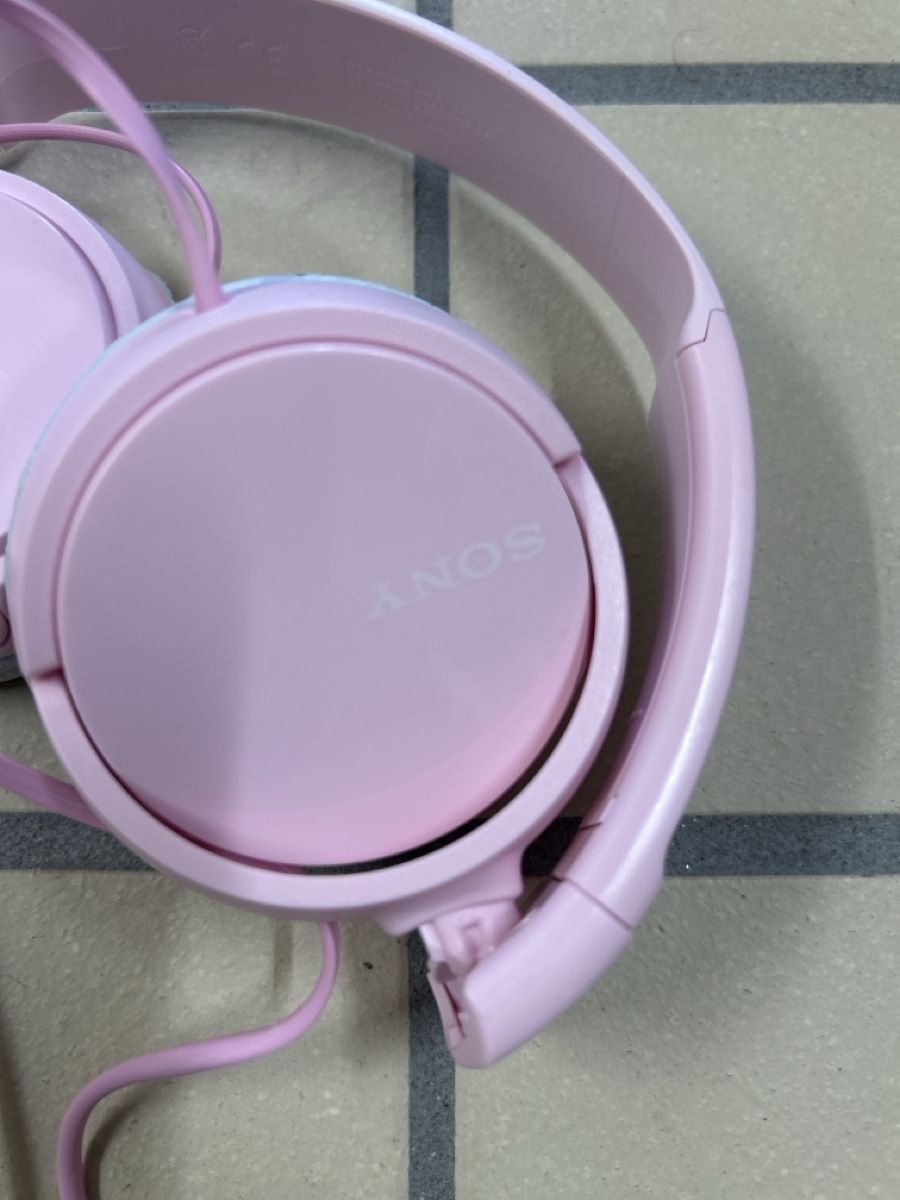 Cuffie: Sony Kopfhörer  – Usato da Umiken venduto da AzizaAmar20 2