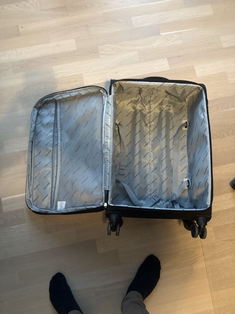 Swiss Valigie: Reisekoffer schwarz mit Rollen  – Usato da Aesch BL venduto da Graziiano 3