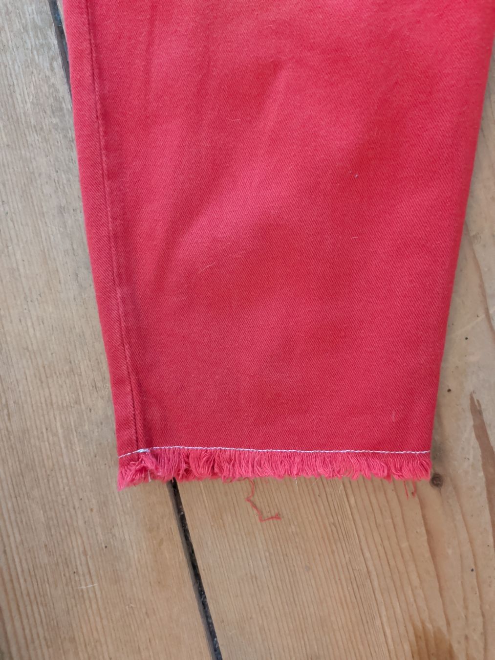 Pantaloni: Latzhose rot mit Goofy Print - Grösse L – Usato da Dietfurt venduto da Subforce1853 4