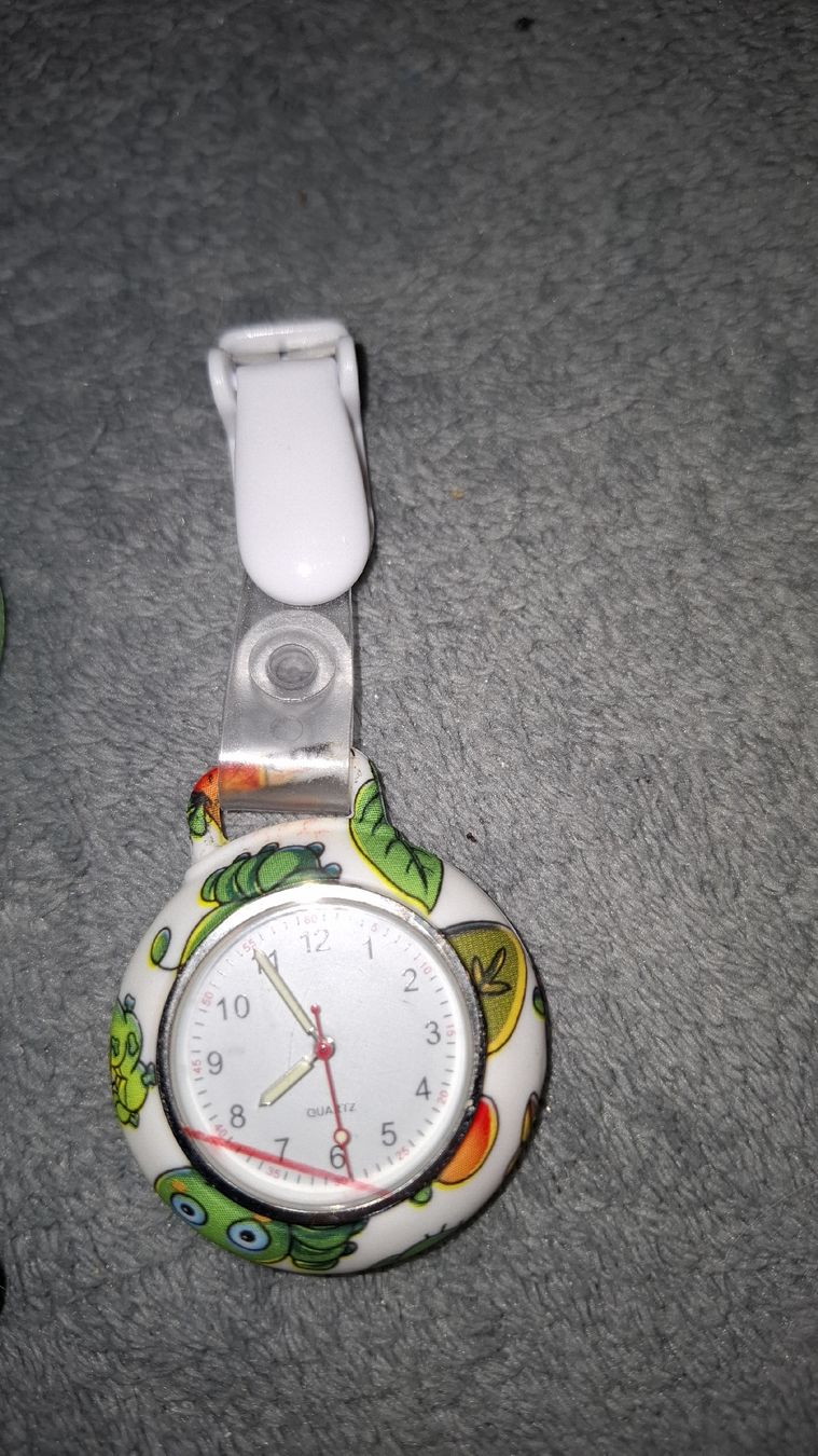 Montres: 3 Stück Schwesteruhr – Neuf (Voir description) à Nesselnbach par Cyberbob2 3