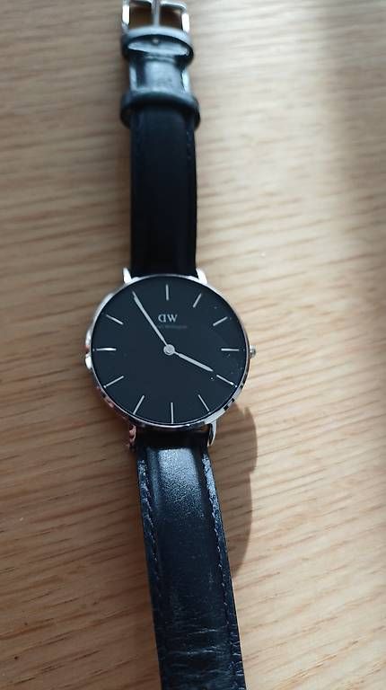 Orologi: Daniel Wellington Uhr  – Usato da Rottenschwil venduto da MAFR10