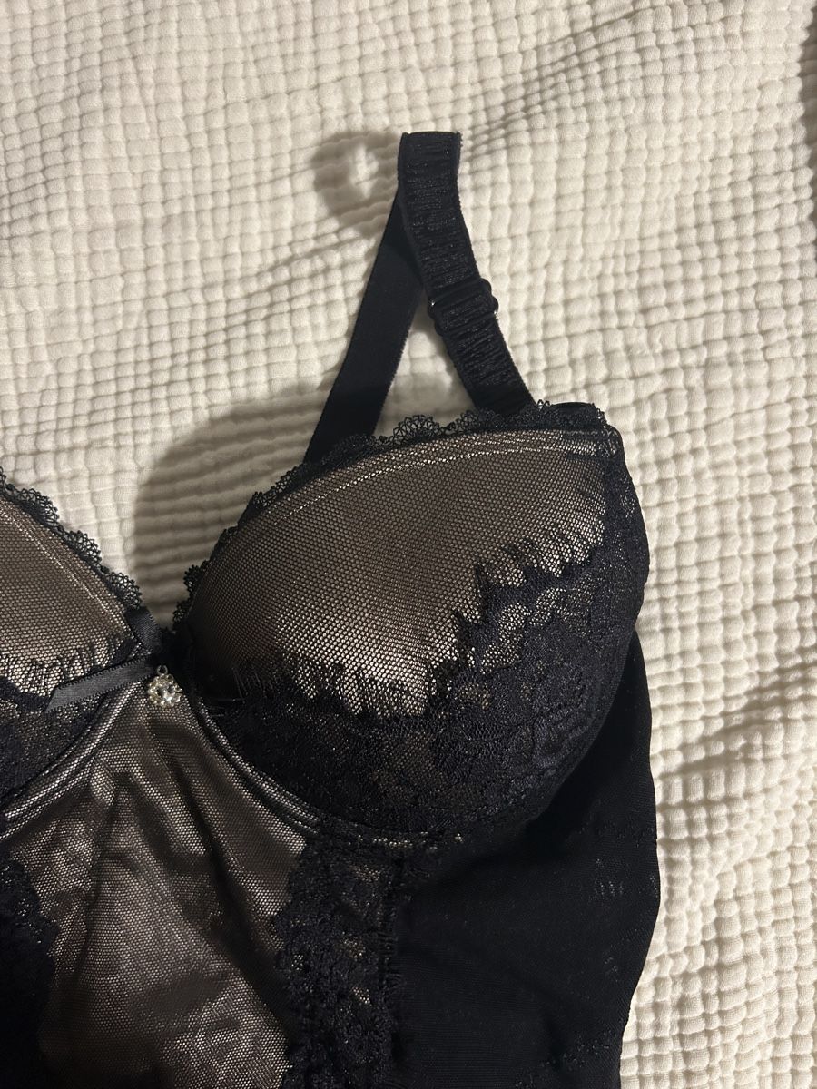 Top: Corset Top – Nuovo (secondo la descrizione) da Horgen venduto da mar_9yv7 2