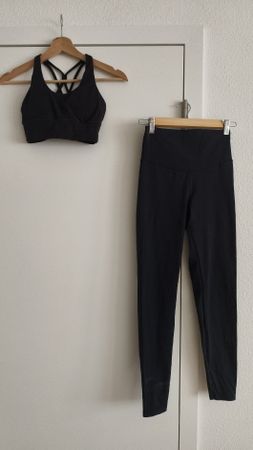 Oysho Black Gym/ yoga Set: Sports Bra& High-Waisted Leggings