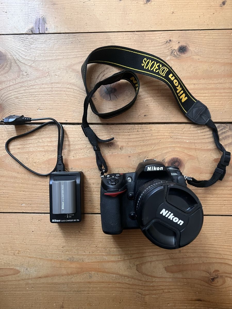 Nikon Appareil photo: Nikon D300s – D'occasion à Kriens par Cecile333