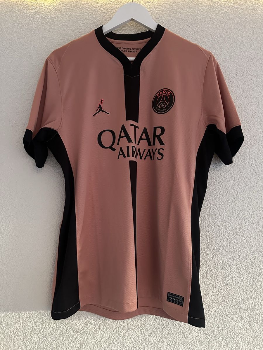 Nike Canottiere & Pantaloni: Originales PSG Trikot Nike – Nuovo (secondo la descrizione) da Unterseen venduto da MyJerseys