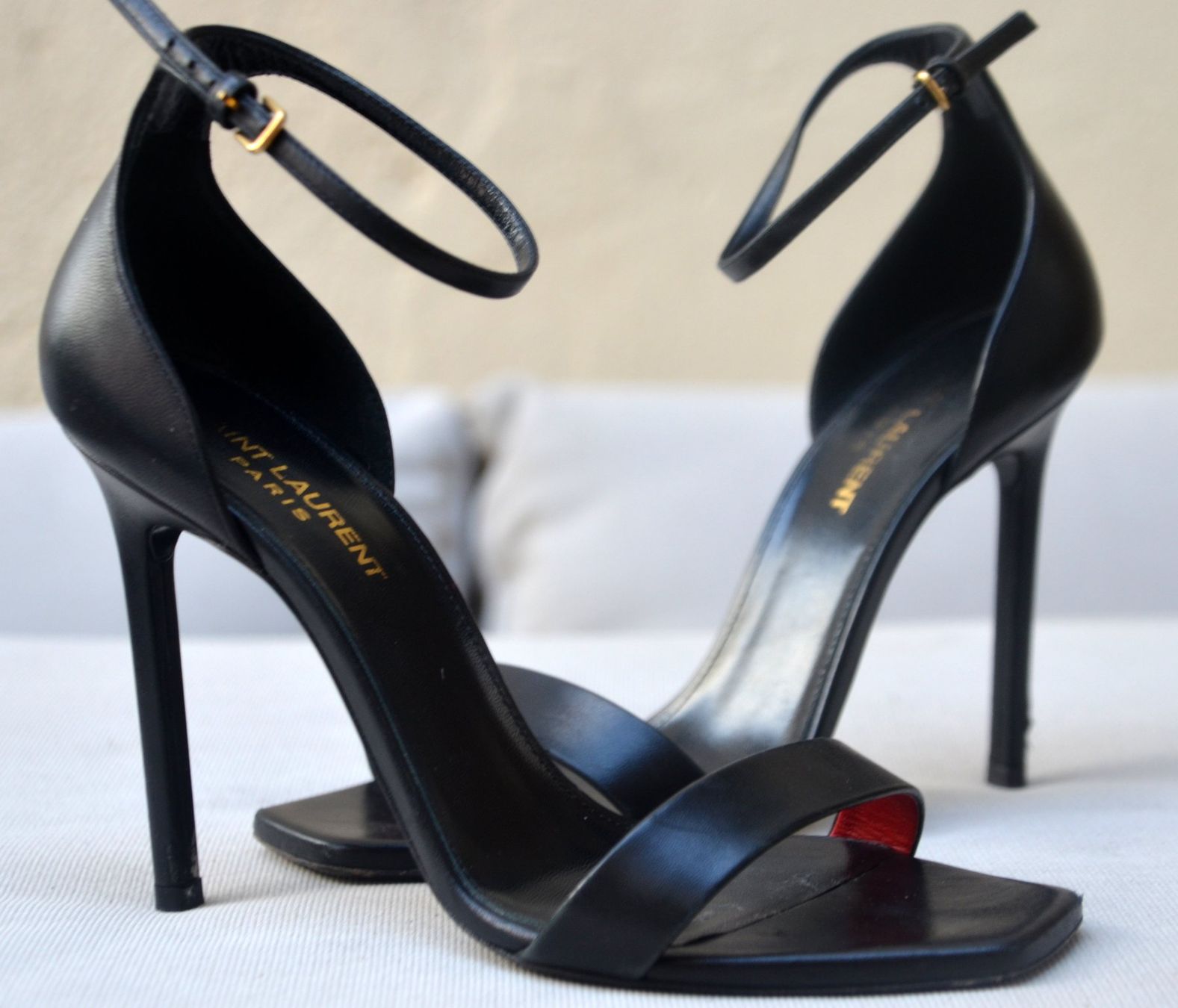Saint Laurent Chaussures femmes: Saint Laurent Sandalen / sandales .38 – D'occasion à Collonges par Allegree 4