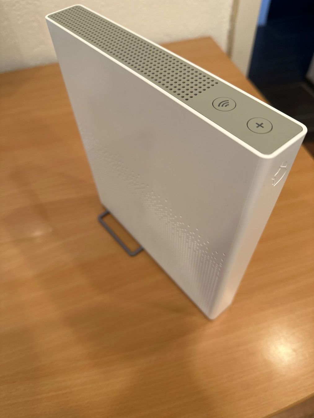 Swisscom Modem & Router: zu Verkaufen Internet-Box 4 von Swisscom. – Usato da Orpund venduto da djgeeser