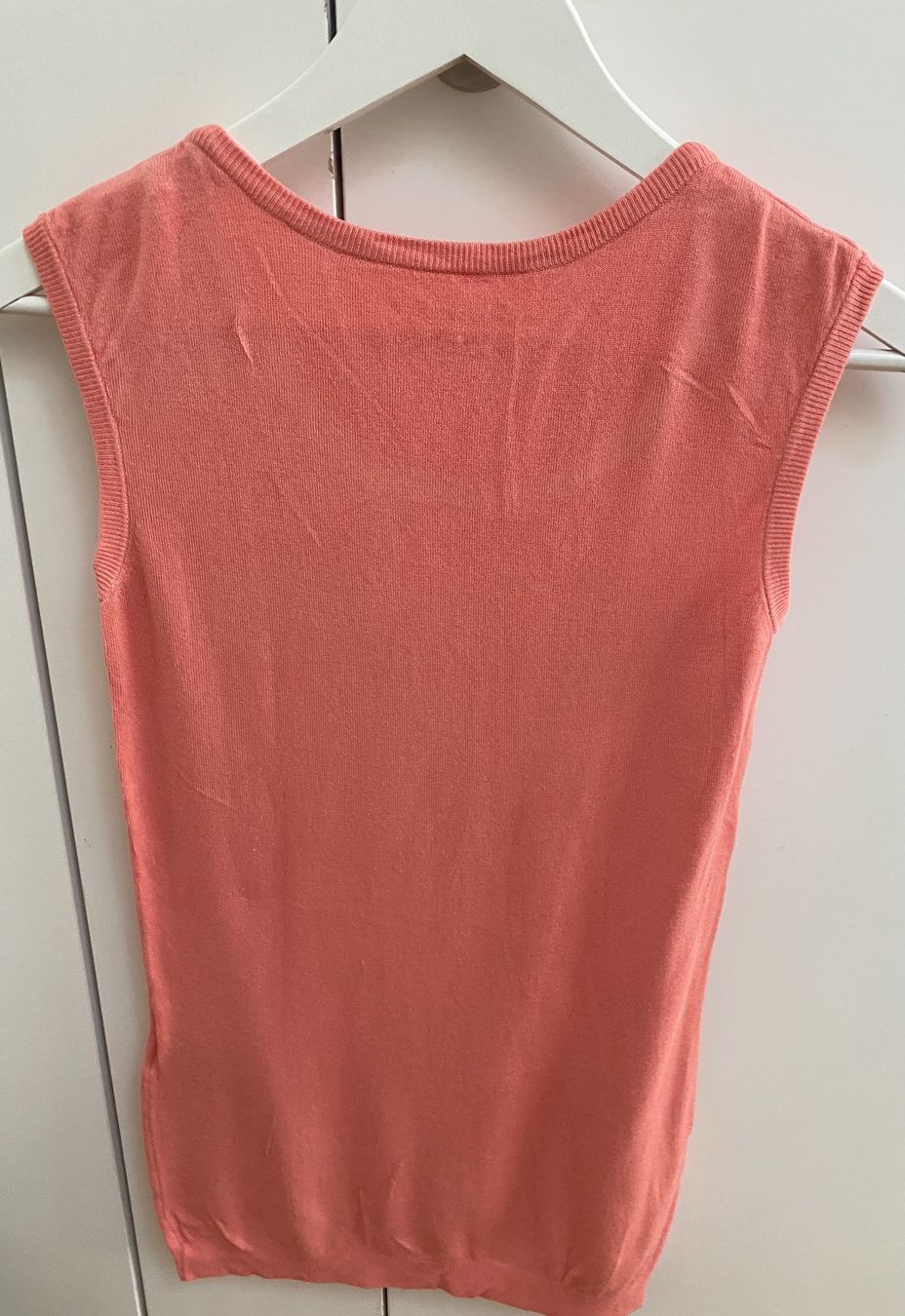 Guess T-shirt: Guess Top.!! 🌸 – Usato da Opfikon venduto da Luis144 3