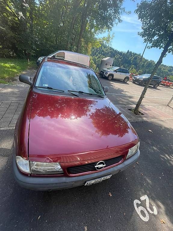 Opel Autos: Opel Astra F14i – D'occasion à Muri AG par Dennis20 2