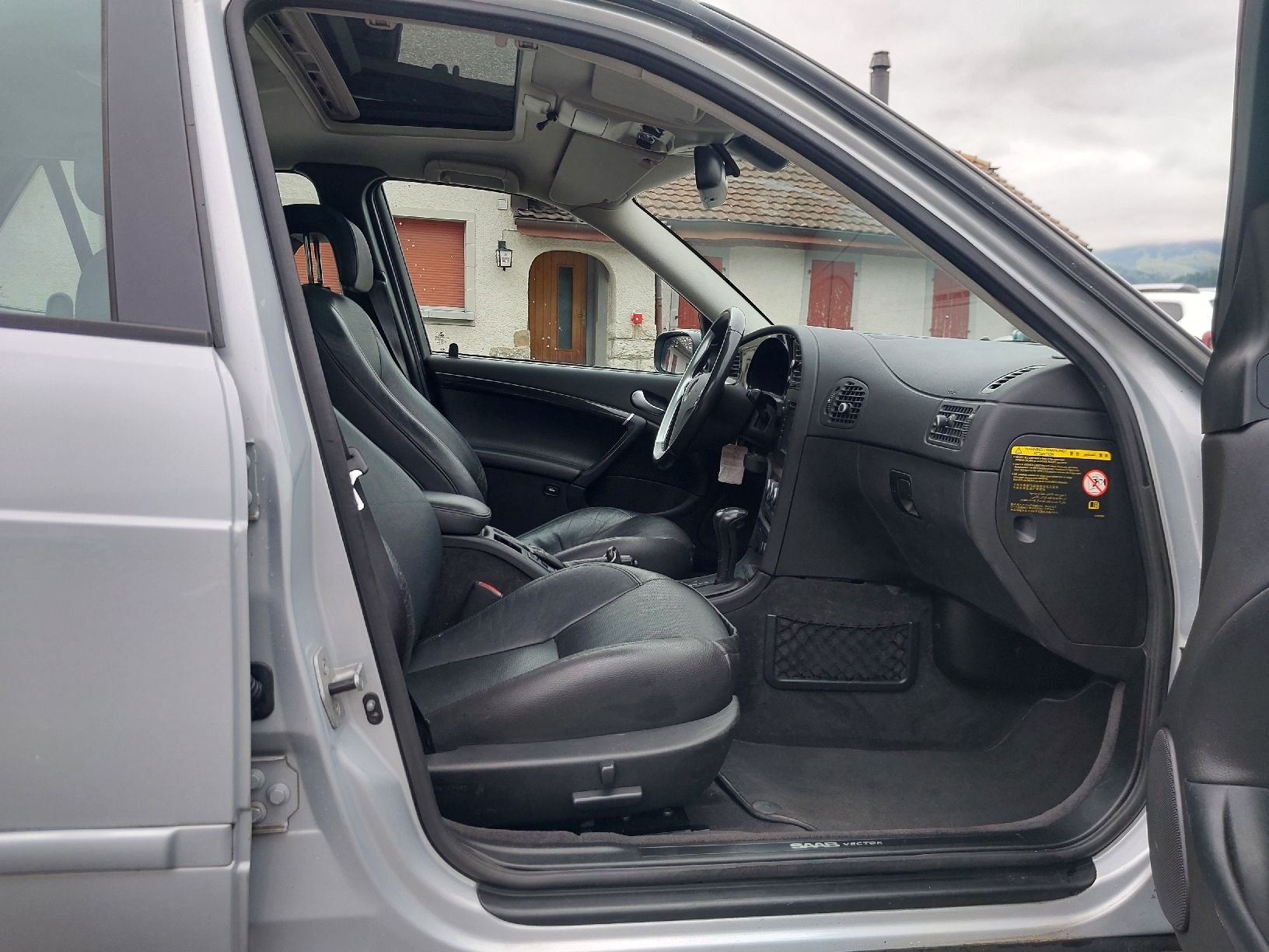Saab Automobili: Saab 9-5 2.3T Vector (Frisch ab Service/MFK) – Usato da Spiez venduto da Cobra_Daytona 8
