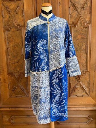 CATHRIN AMROSUZI FASHION DESIGN Mantel  Swiss design Awards