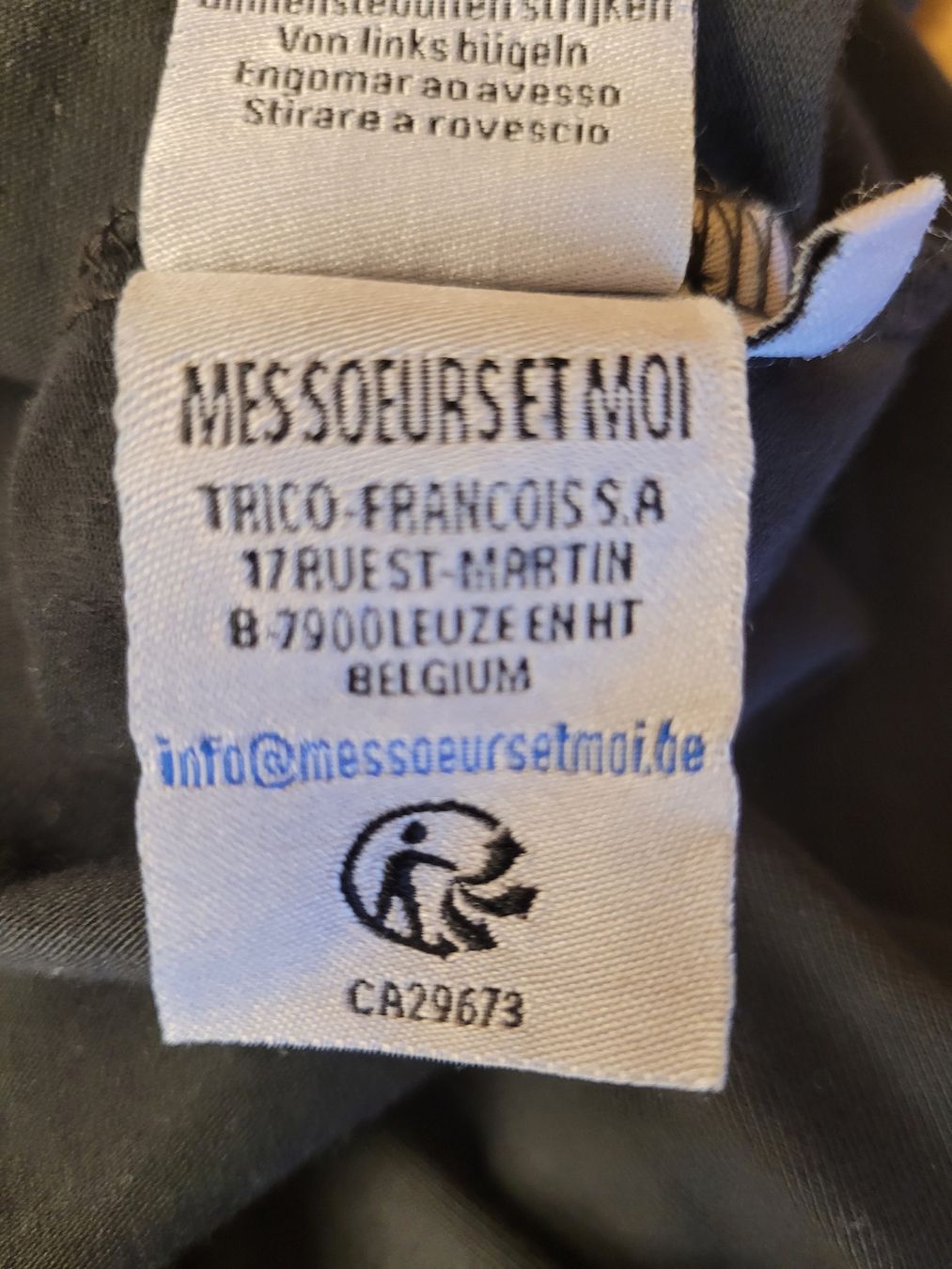 Maglioni & Felpe: MESSOEURS&MOI jaquette noire – Usato da Lausanne venduto da PlusValue_Lausanne 2