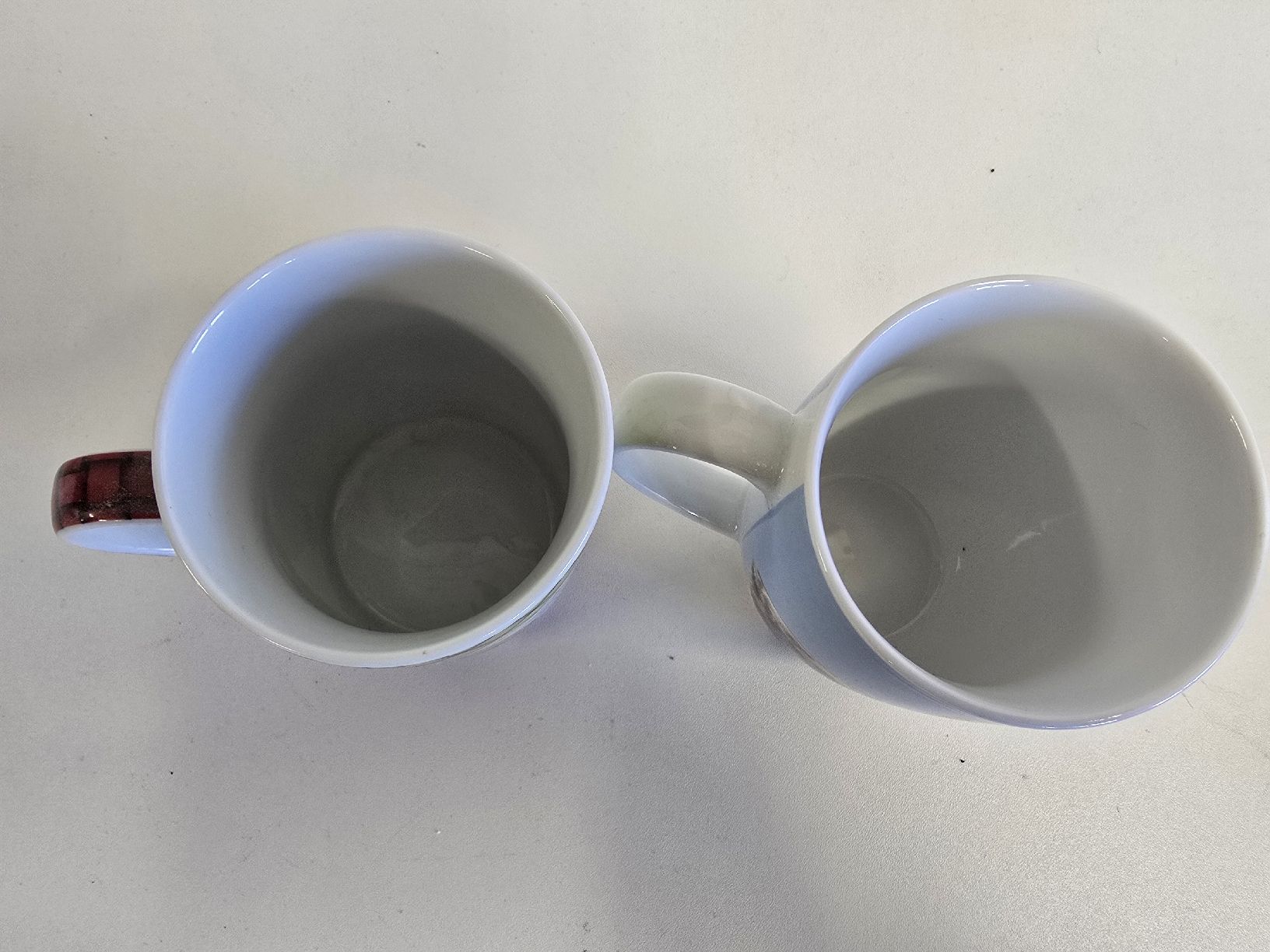 Tazze: 2 süsse Katzentassen, neuwertig – Usato da Tuggen venduto da Zweitechanceboutique 1
