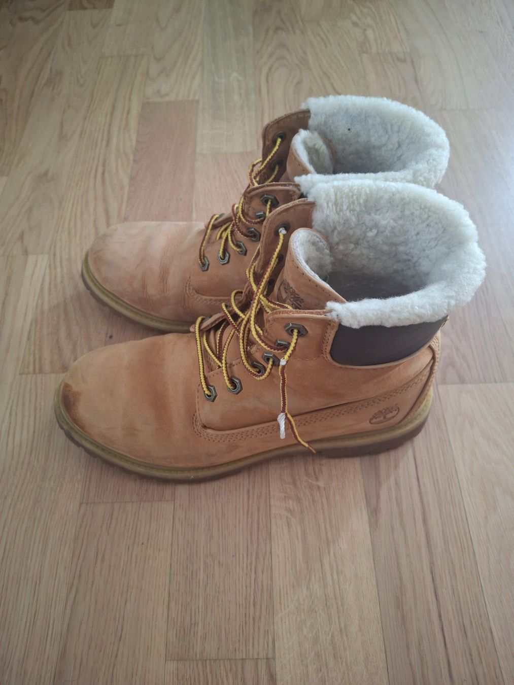 Timberland Scarpe da donna: Schuhe Timberland – Usato da Luzern venduto da gab_726g 1