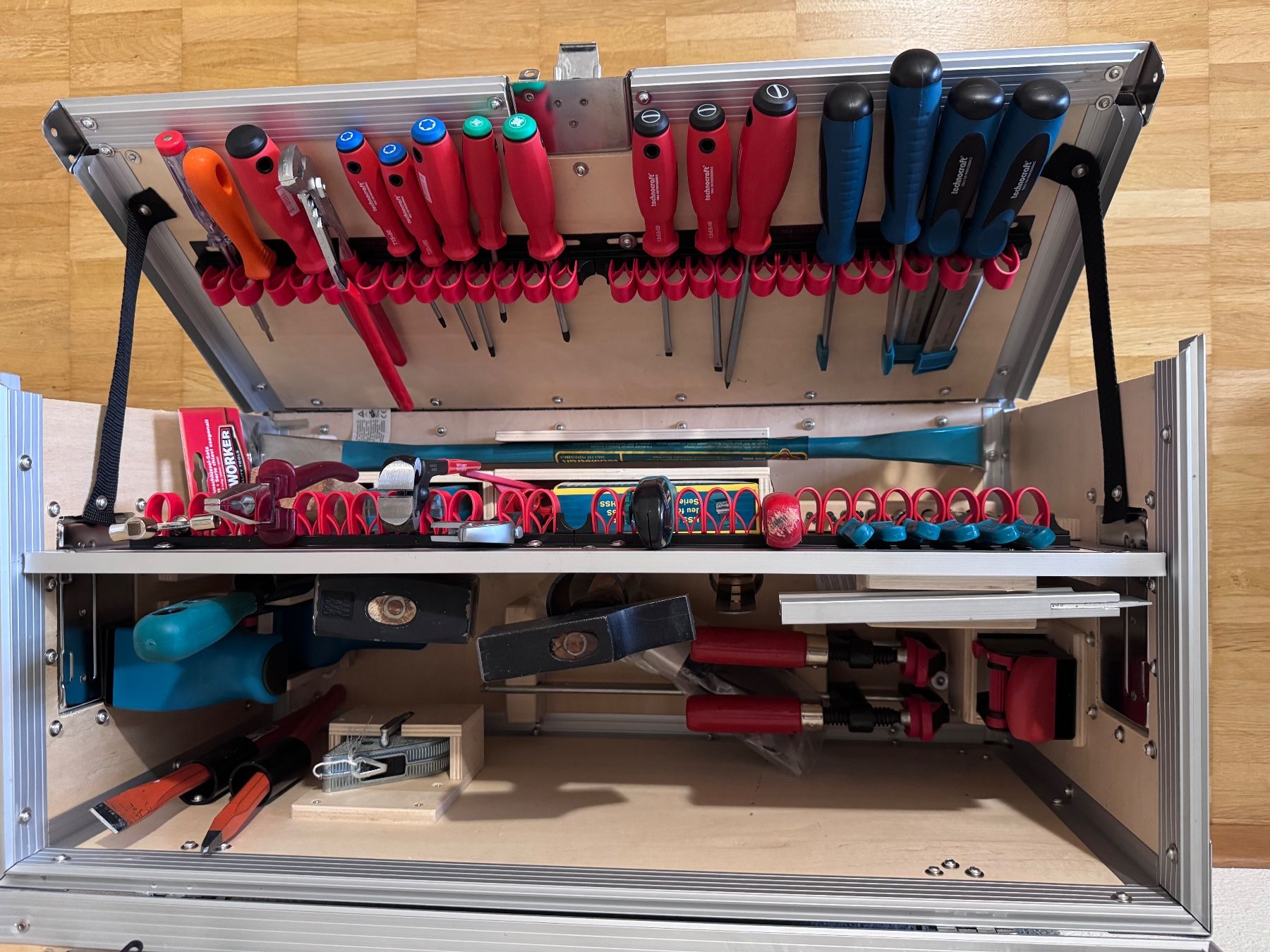 Technocraft Tous les outils: Technocraft Montagekiste gebraucht – D'occasion à Zürich par Sirnexus 3
