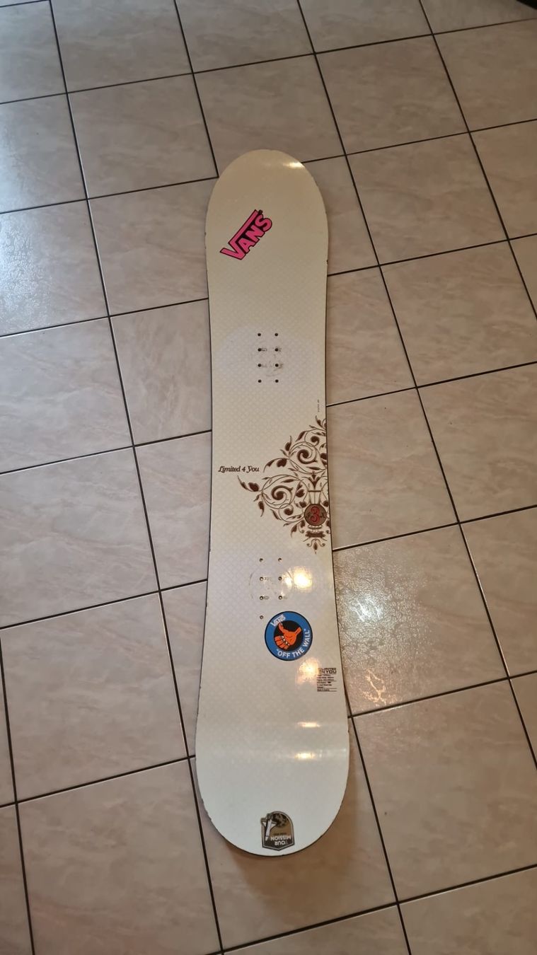 Board: Tavola da snowboard – Usato da Pazzallo venduto da gab_6jmy