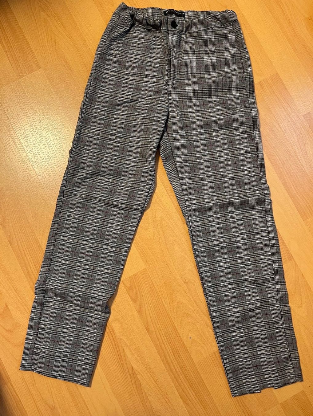 Brandy Melville Pantaloni: Karohose von Brandy Melville – Usato da Stein AG venduto da eli_2jtj