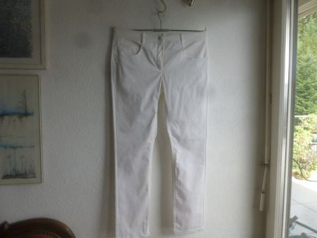 Hose Weiss Gr. 44  100 % Baumwolle