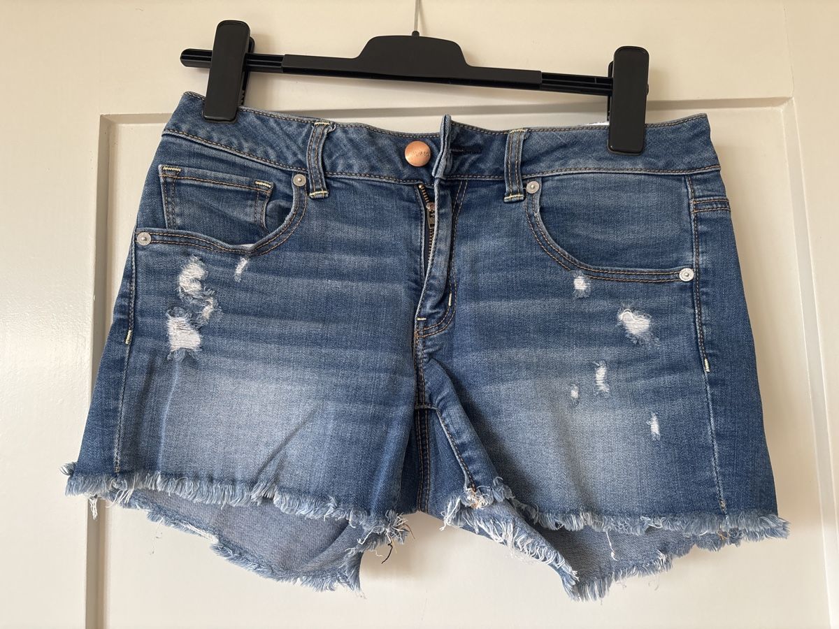 American Eagle Jeans: Jeans Shorts American Eagle Outfitters – Usato da Basel venduto da FannySt