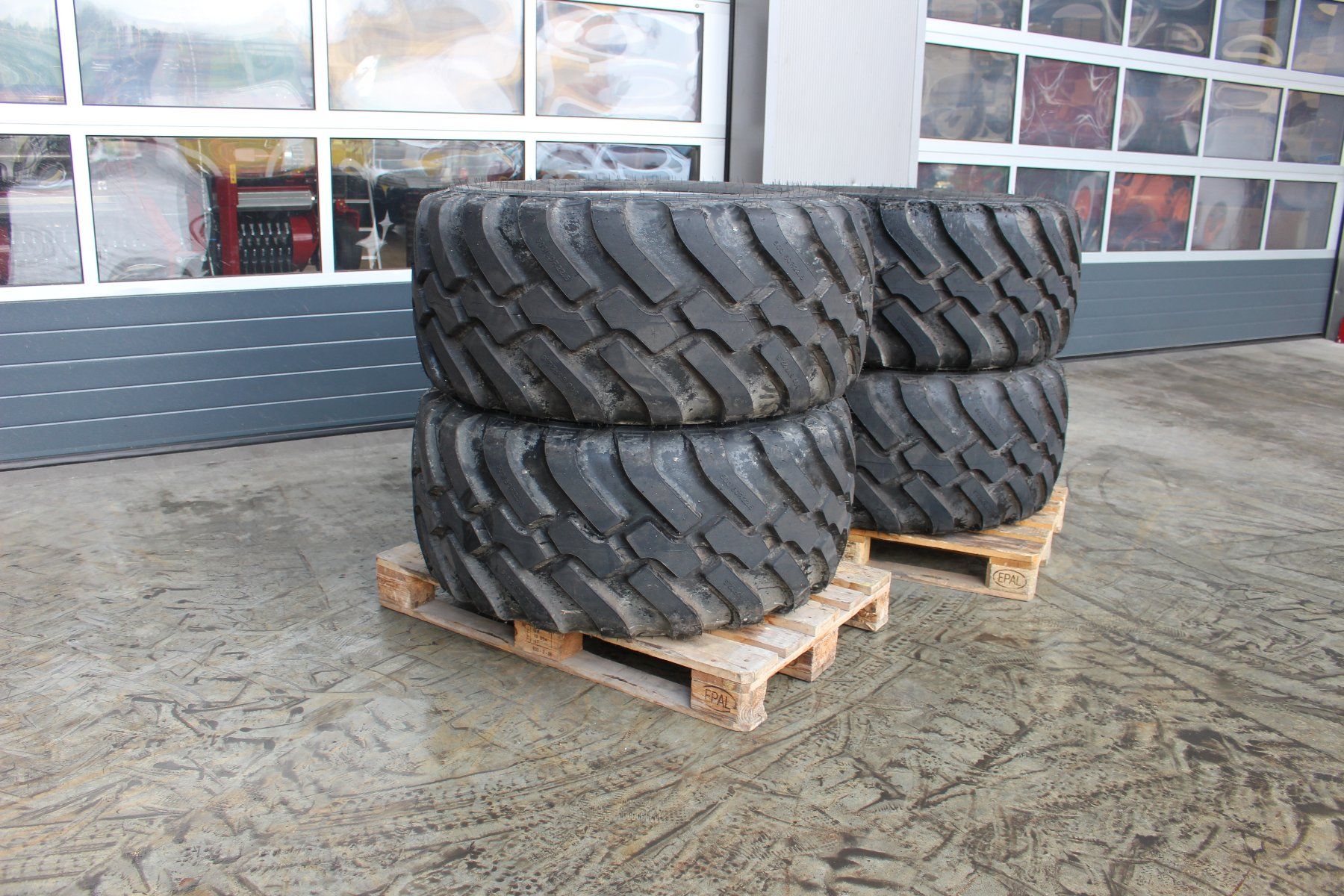 Pneumatici & Ruote complete: Kompletträder 500/60 R22.5 BKT – Nuovo (secondo la descrizione) da Hüswil venduto da AgrotechnikZulliger 4