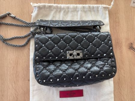 Valentino Garavani Rockstud Spike Mini, schwarzes Leder