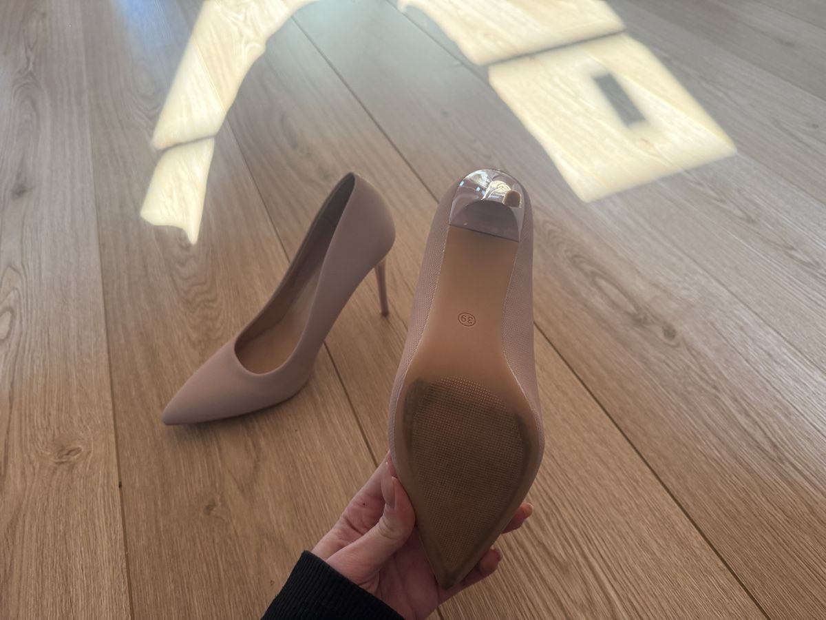 Scarpe da donna: Talons rose (39) – Usato da Grand-Lancy venduto da laura_oeg 2