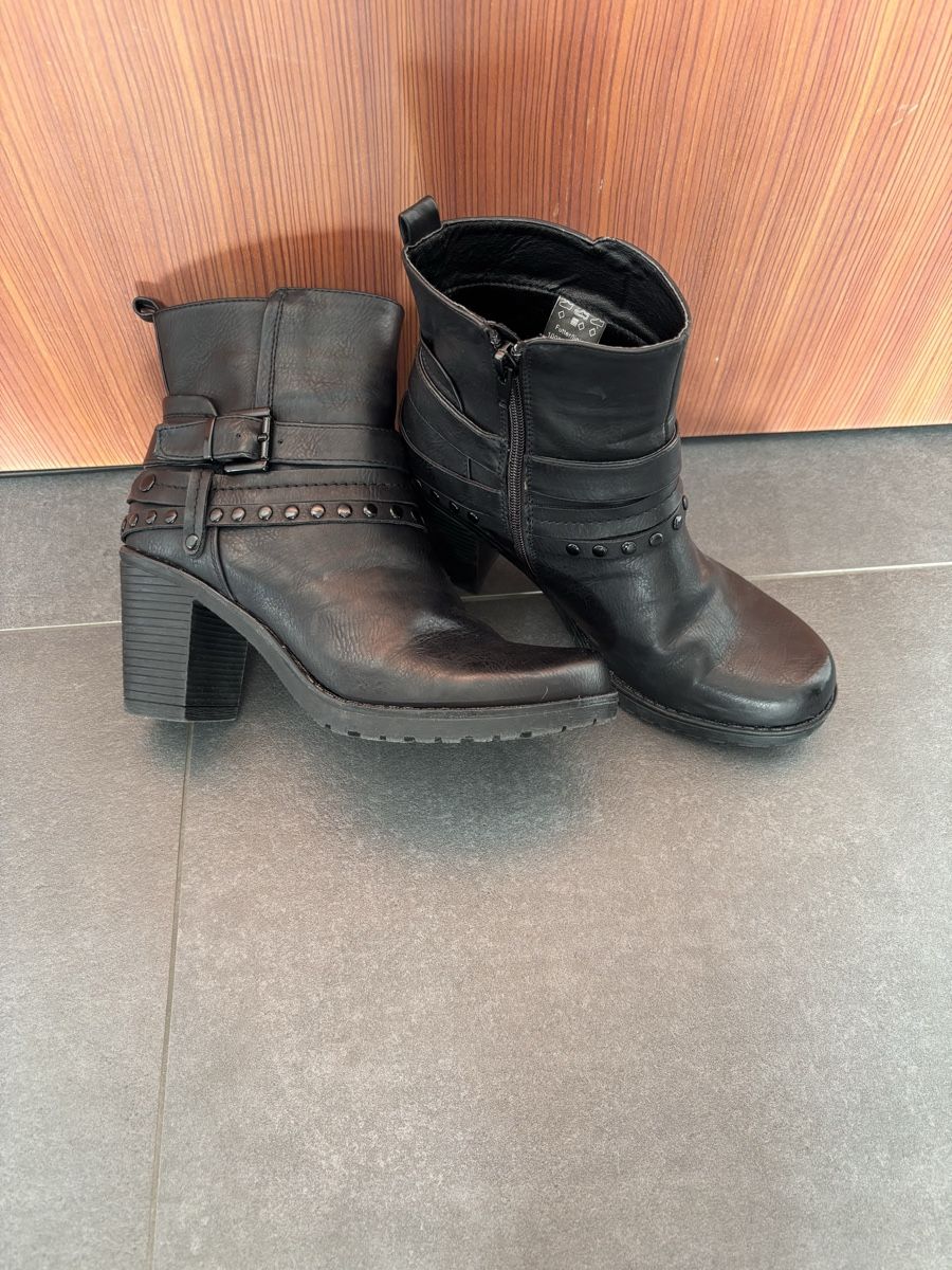 Damenschuhe: Stiefeletten Gr.38 – Gebraucht aus Vilters von 5111984